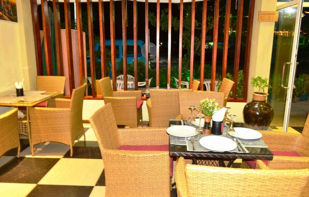 Hotel Ui Inn Malé Dış mekan fotoğraf