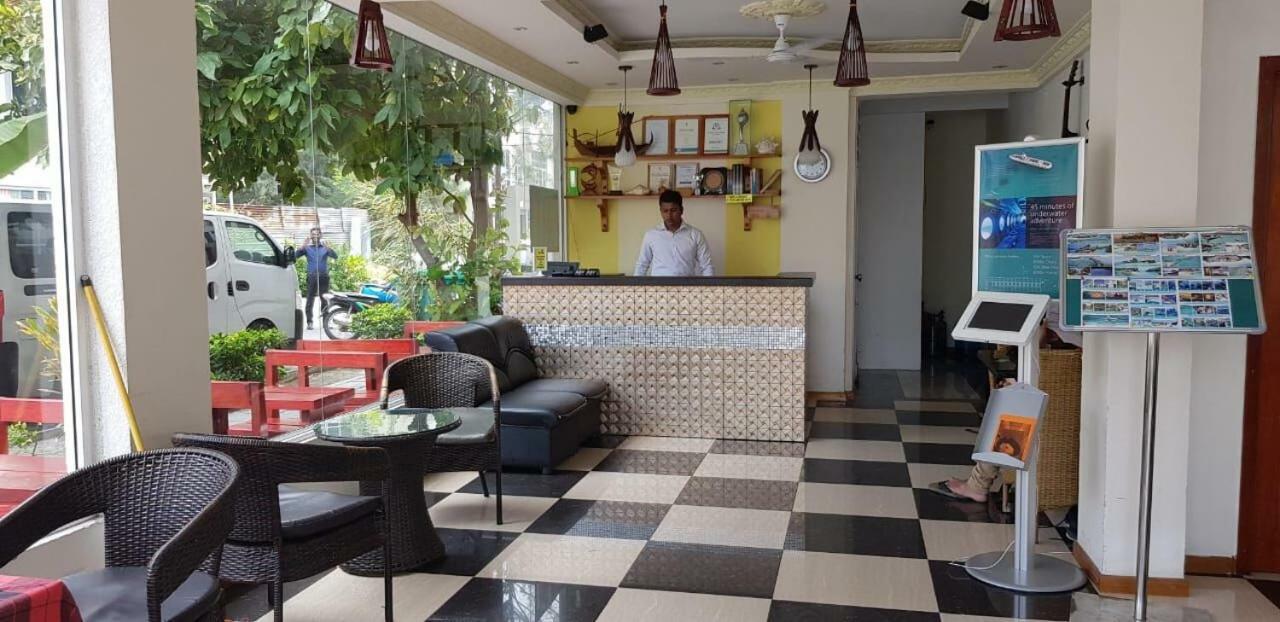 Hotel Ui Inn Malé Dış mekan fotoğraf